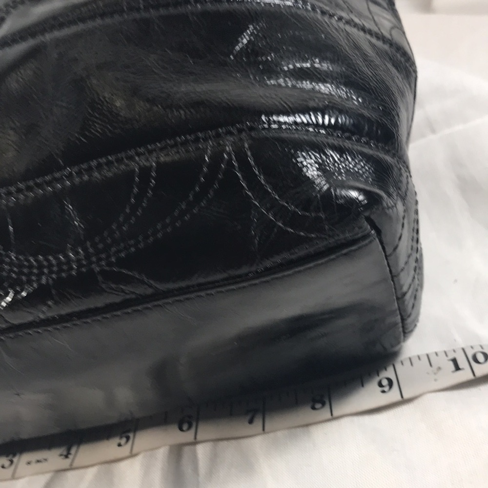 Coach Vintage Women’s F15142 Black Patent Leather CC Logo Stitch Tote Bag Purse - Picture 8 of 12